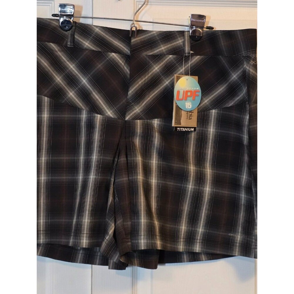 NWT Columbia Titanium Plaid Skort. Sz 16